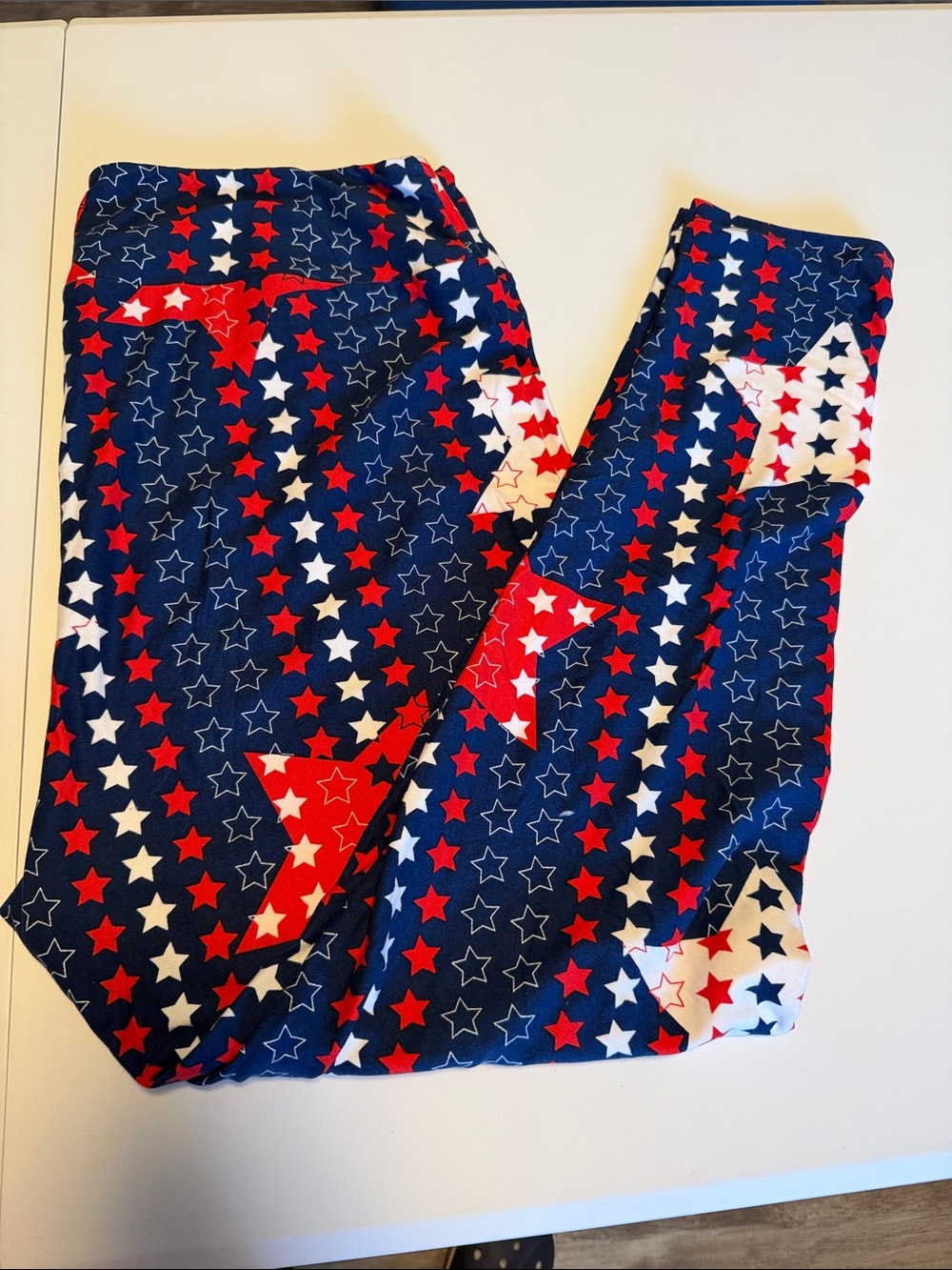 LuLaRoe Star-Print Leggings - Navy, Red & White